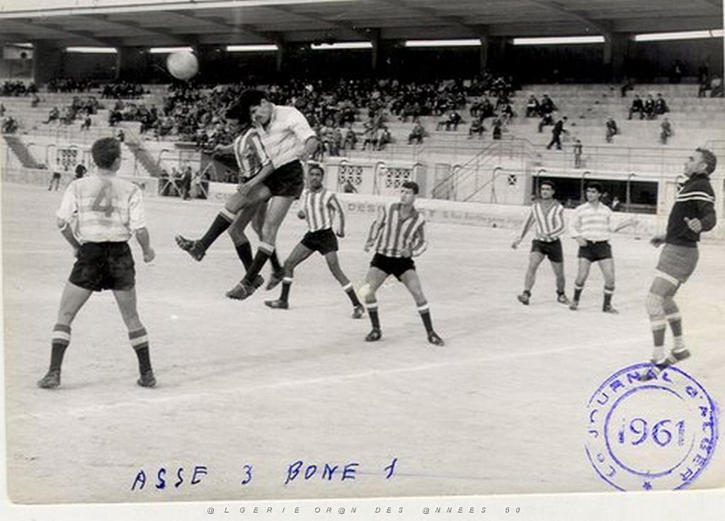 FOOT ASSE 1961 CONTRE BONE.jpg